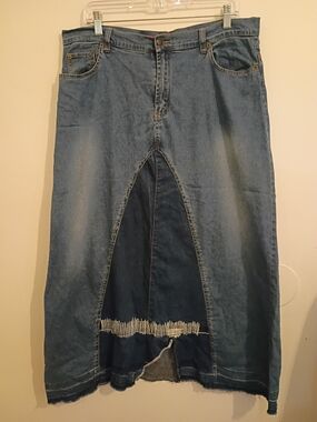 VTG O! Jeans Denim Maxi Skirt with Contrast Inset Panel - Blue Sz 22